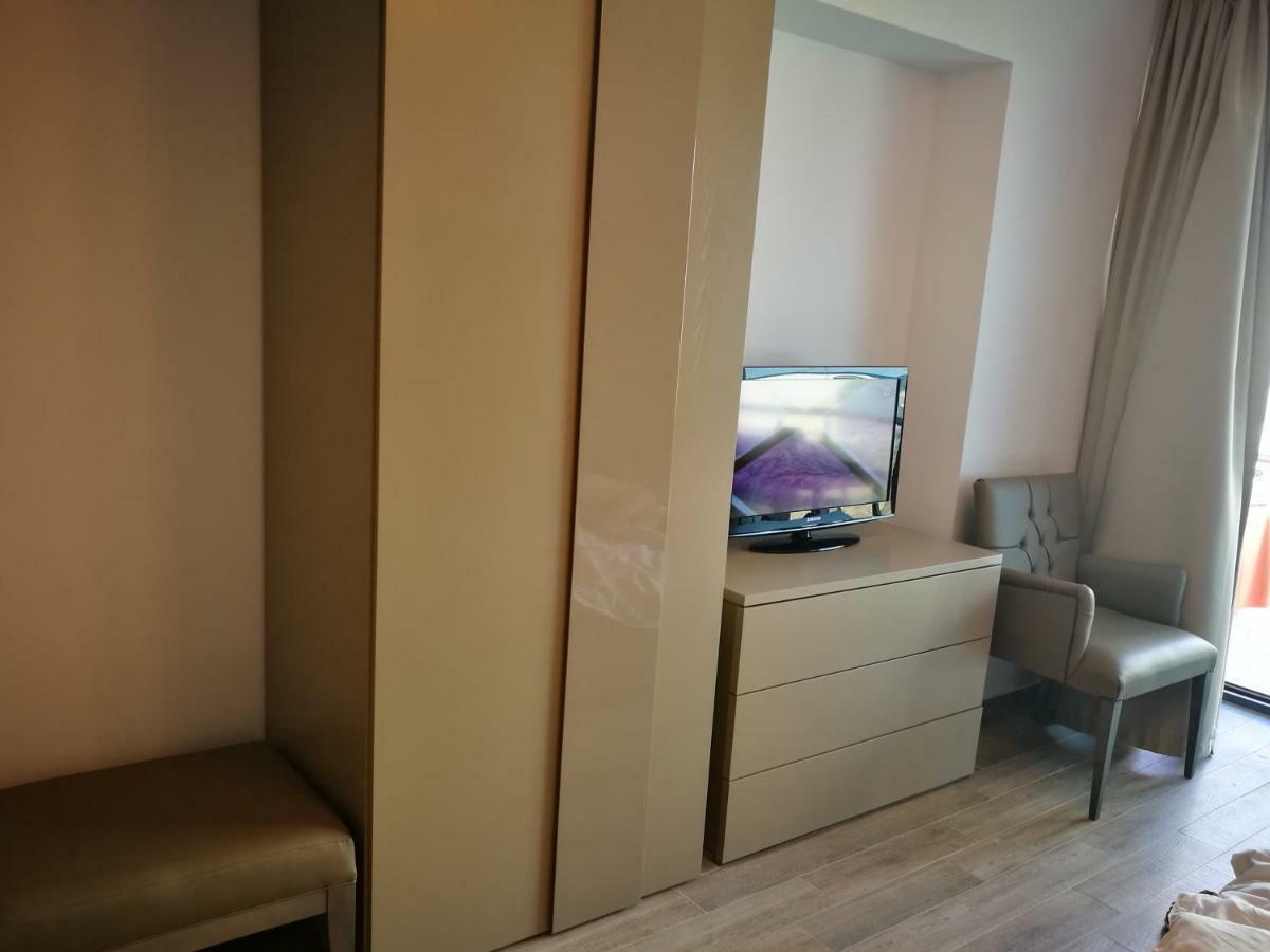 Luxury Studio 42 De Silva Mamaia Extérieur photo